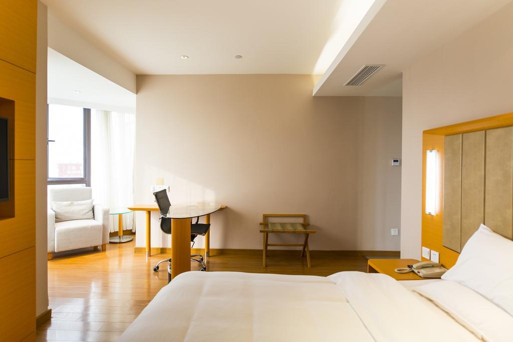 Ji Hotel Panjin Railway Station Екстериор снимка